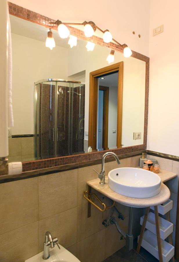 Domus Laura In Trastevere روما المظهر الخارجي الصورة